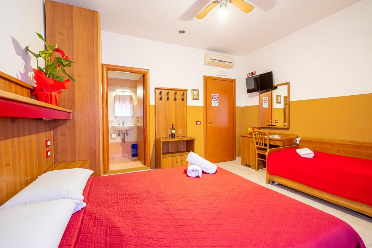 Booking Inn Rome Center Eksteriør bilde
